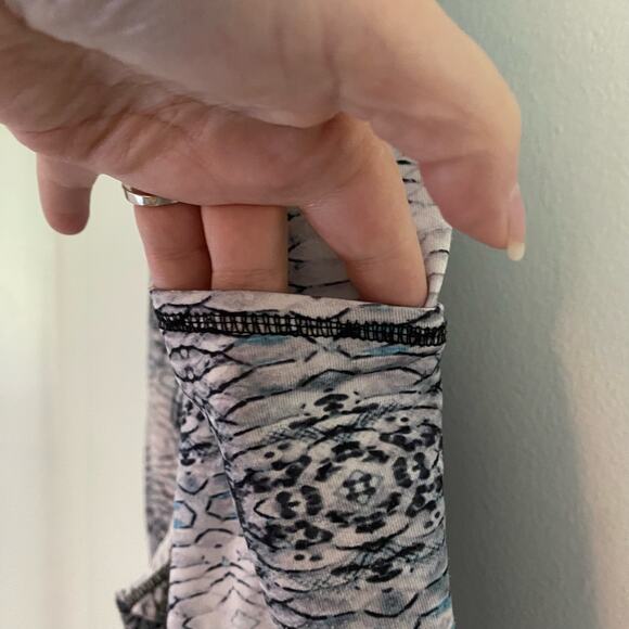 5/$25 X by Gottex Mesh Panel Patterned Pocket Workout Athletic Leggings M Medium - Picture 5 of 9